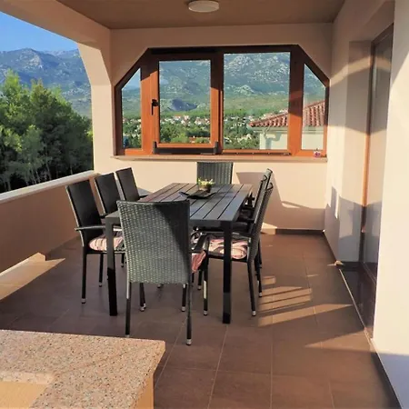 Modern Holiday In Dalmatia With Private Terrace Hébergement de vacances