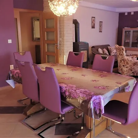 Hébergement de vacances Modern Holiday In Dalmatia With Private Terrace *